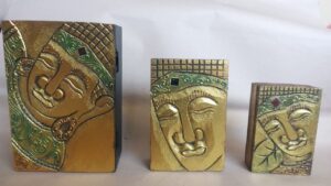 Box Wood Handicrafts with Buddha Head Carving gold Color